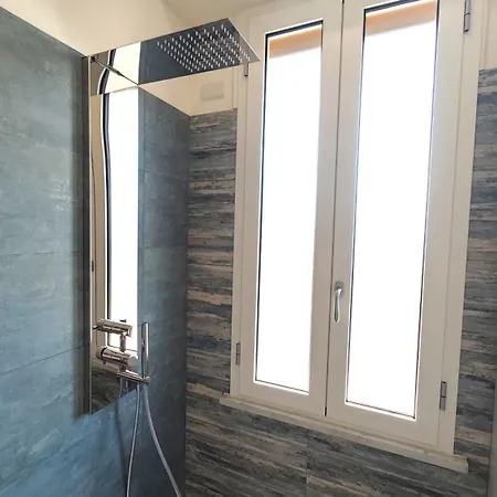 公寓 Hostdomus - Castelli Free Garage