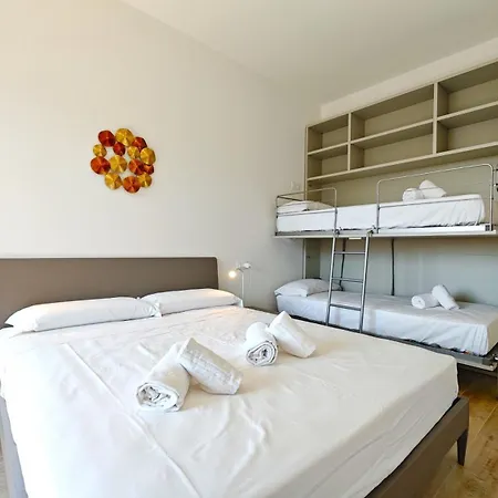 Апартаменты Hostdomus - Castelli Apartment-free Private Parking *