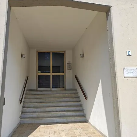 Hostdomus - Castelli Apartment-free Private Parking Апартаменты *