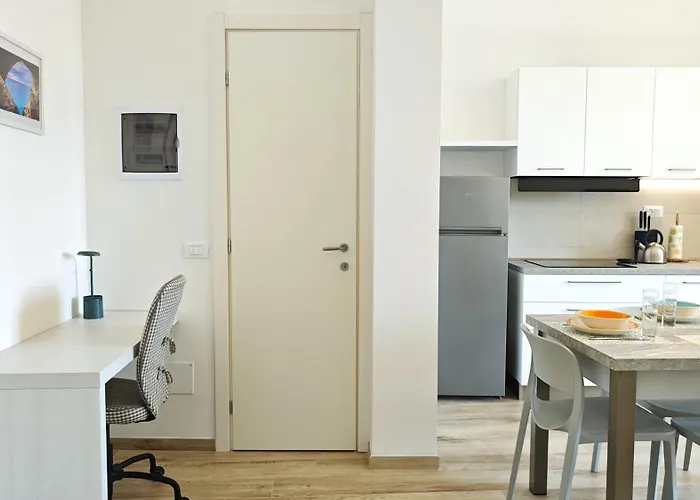 Hostdomus - Castelli Free Garage Apartman Finale Ligure