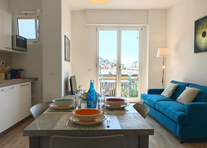 Appartamento Hostdomus - Castelli Free Garage *